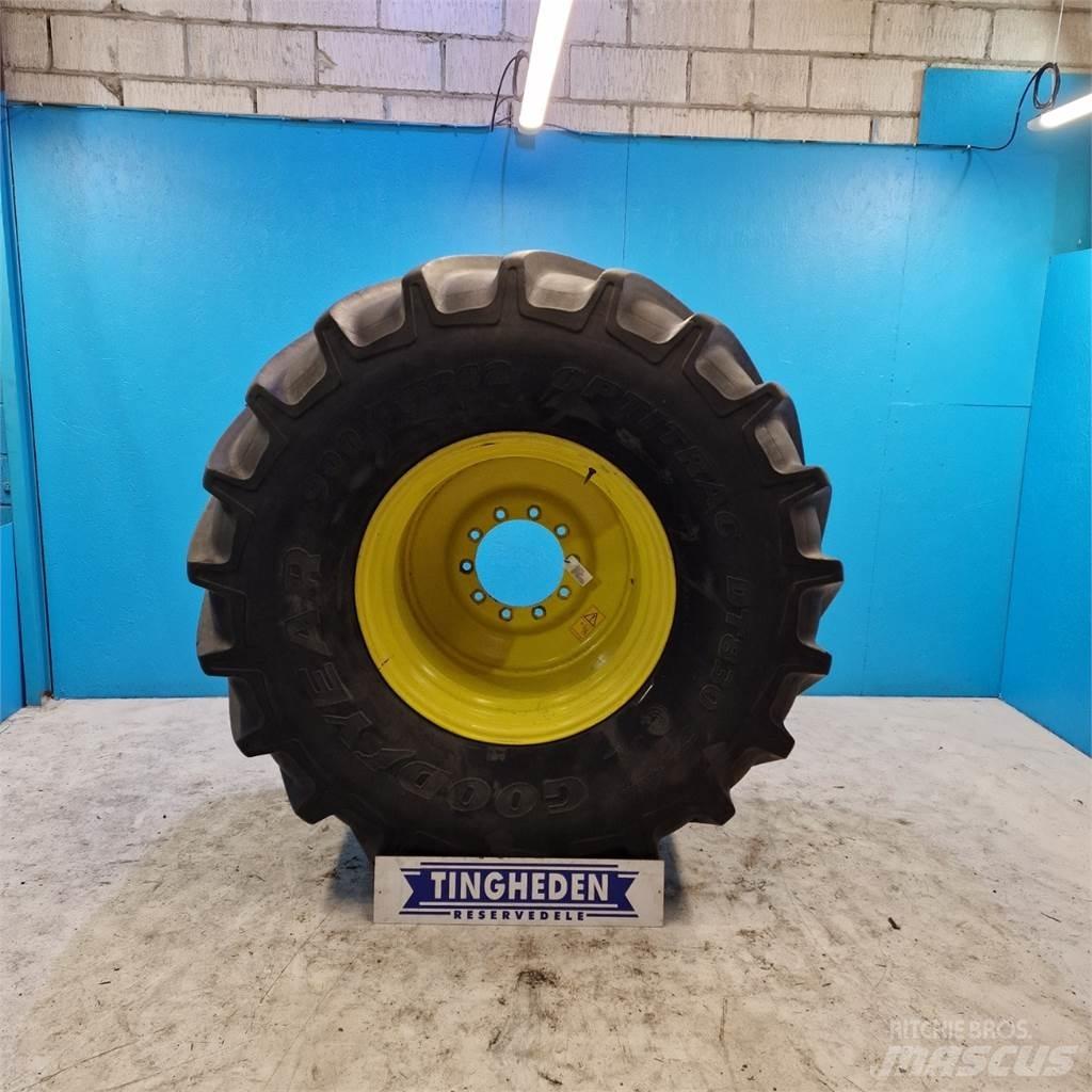  32 900/55 R32 Hjul, Dæk og Fælge