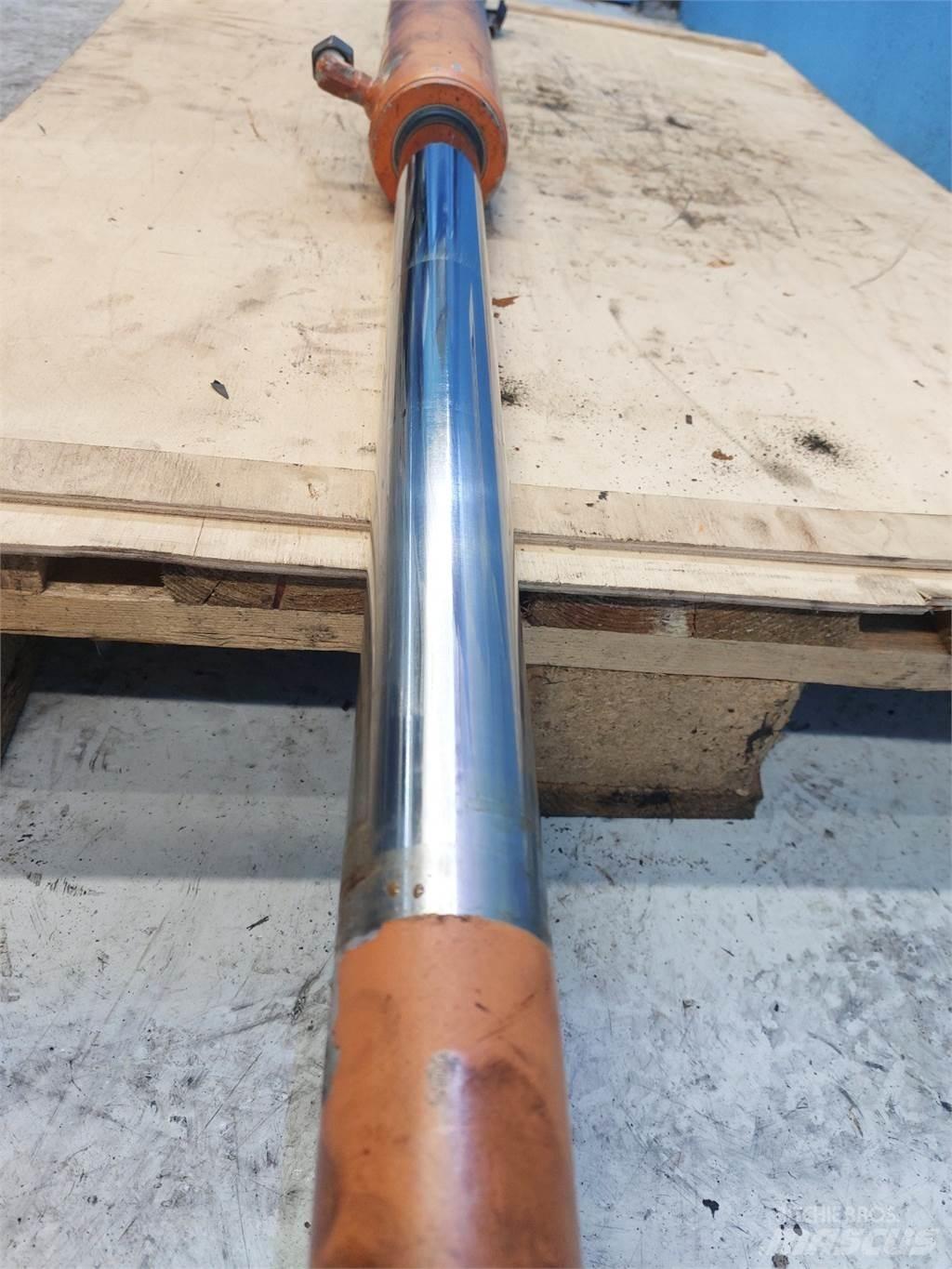 Atlas AR60 Booms og dippers
