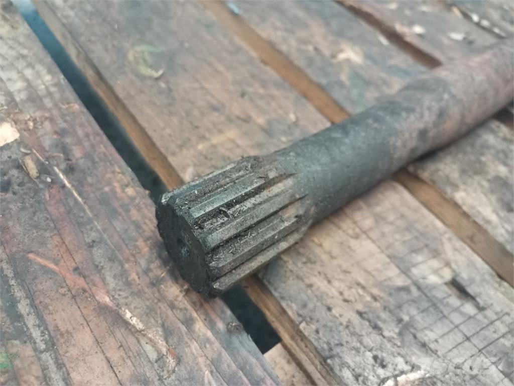 CASE 1640 Gear