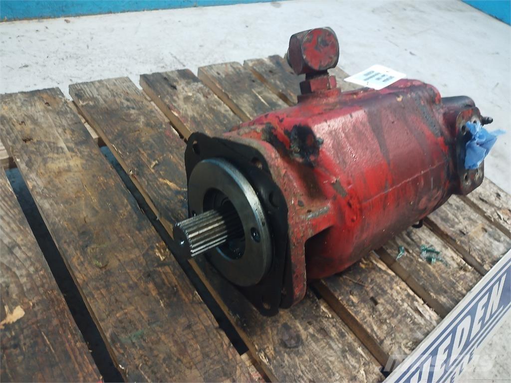 CASE 1680 Hydraulik
