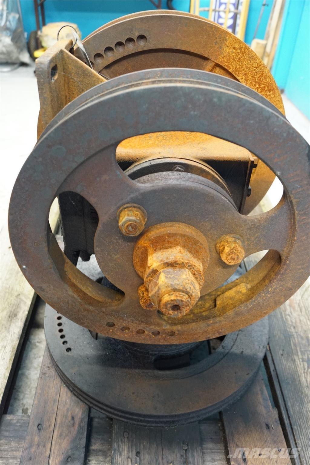 CASE 1680 Gear