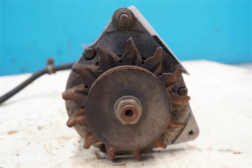 CASE 1680 Elektronik