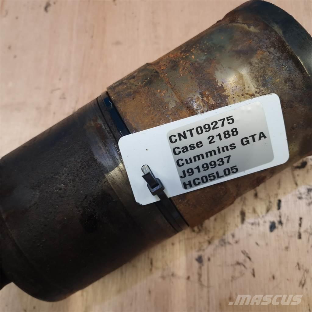 CASE 2188 Motorer