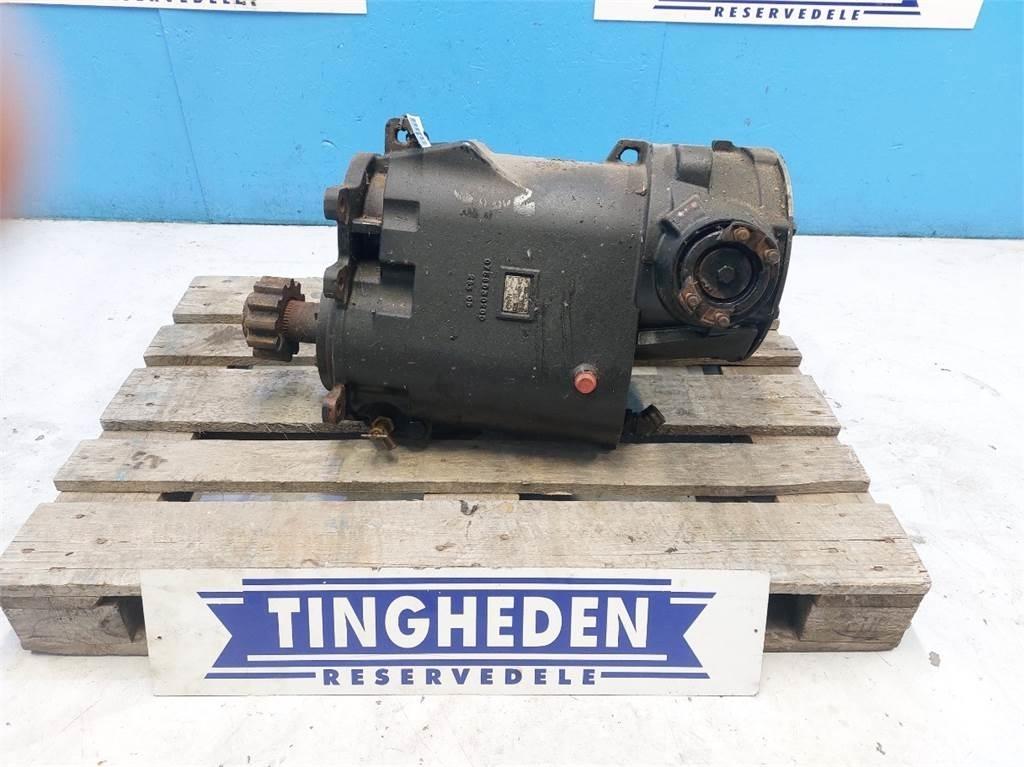CASE 7010 Gear