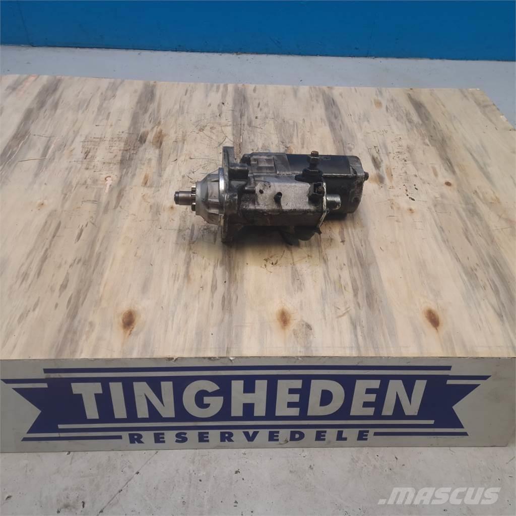 CASE 7130 Elektronik