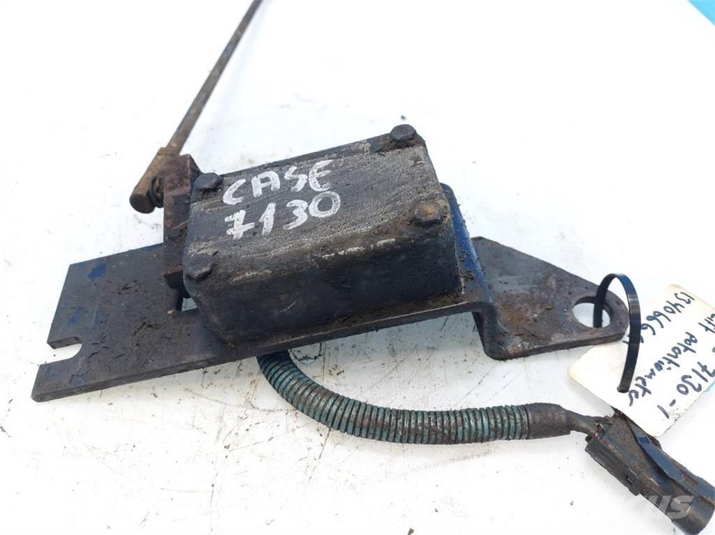 CASE 7130 Elektronik