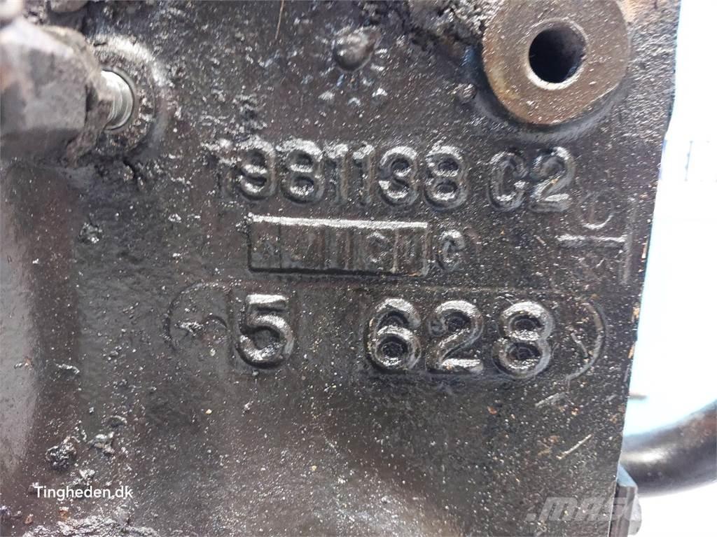 CASE 7130 Gear
