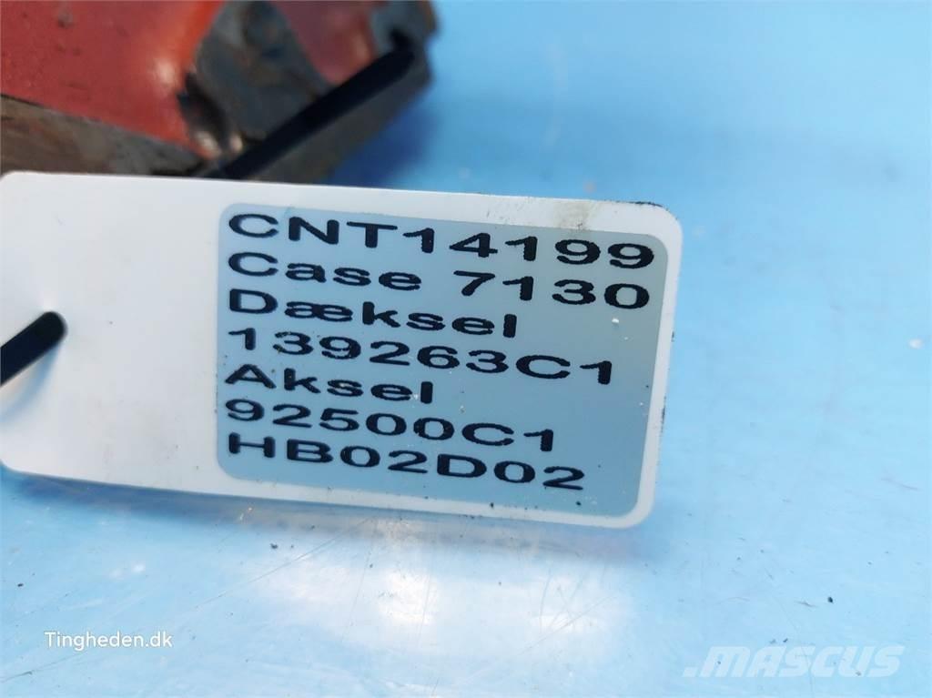 CASE 7130 Gear