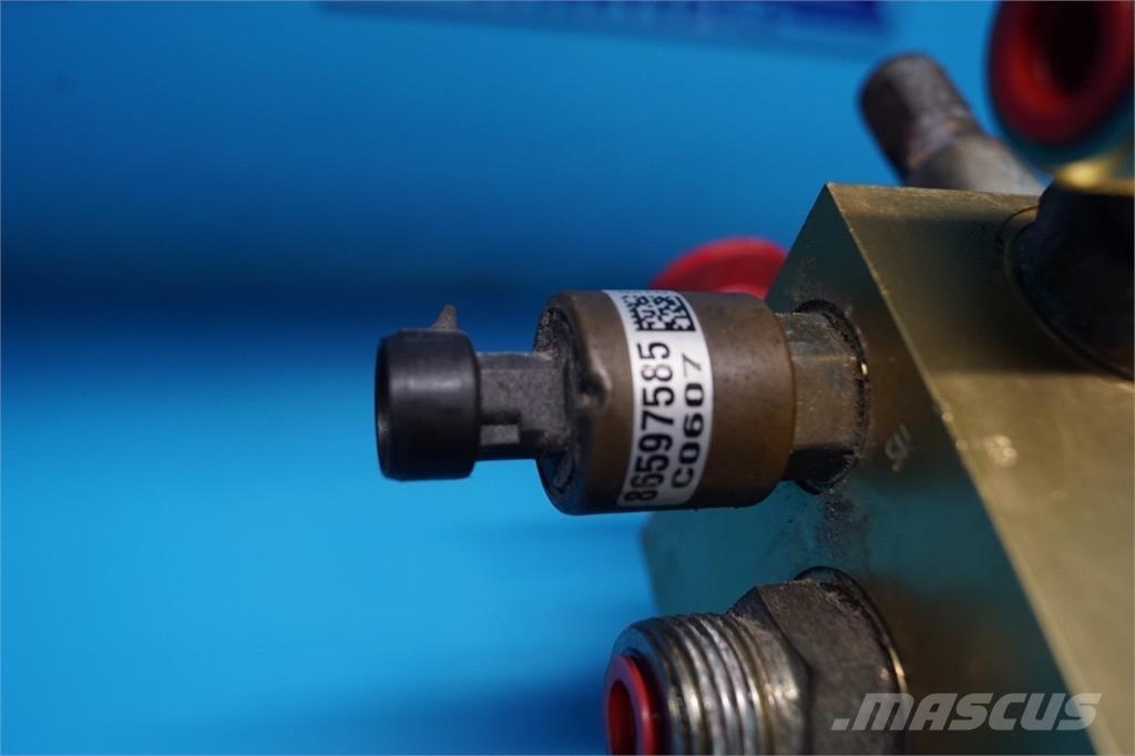 CASE 8010 Hydraulik