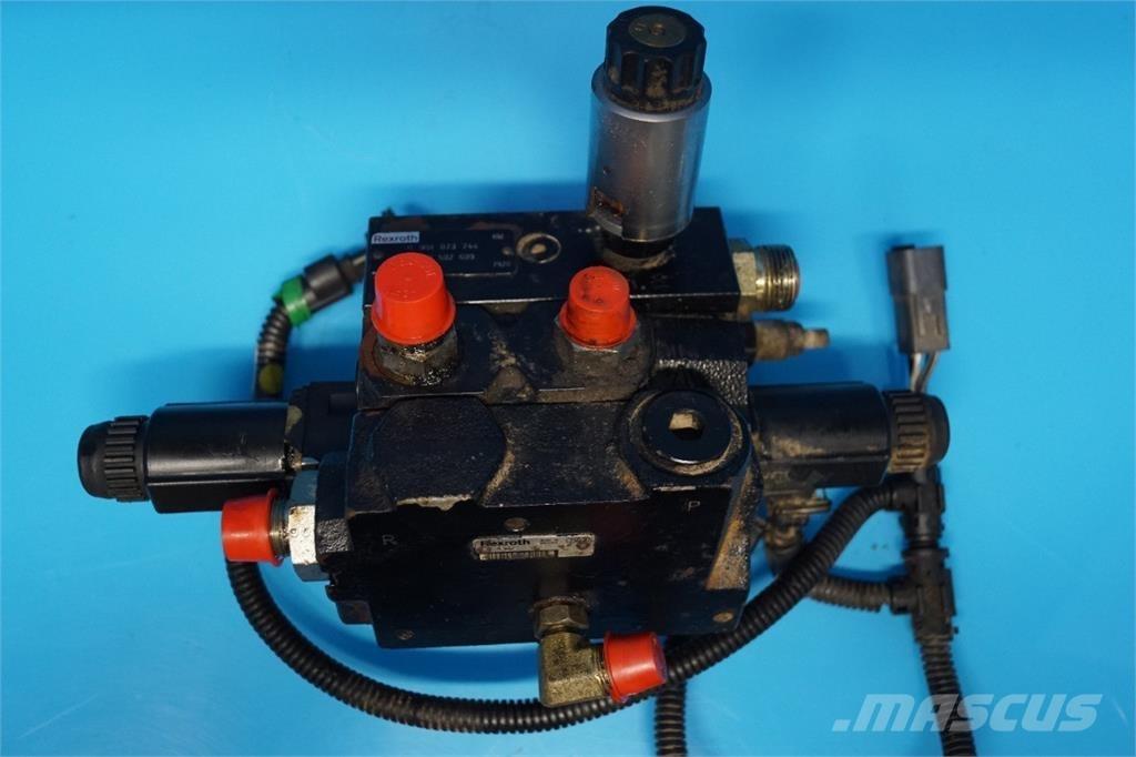 CASE 8010 Hydraulik