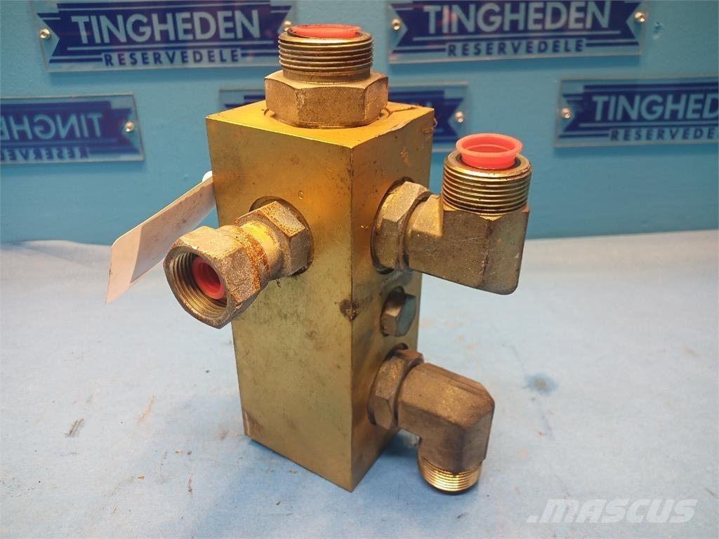 CASE 8010 Hydraulik