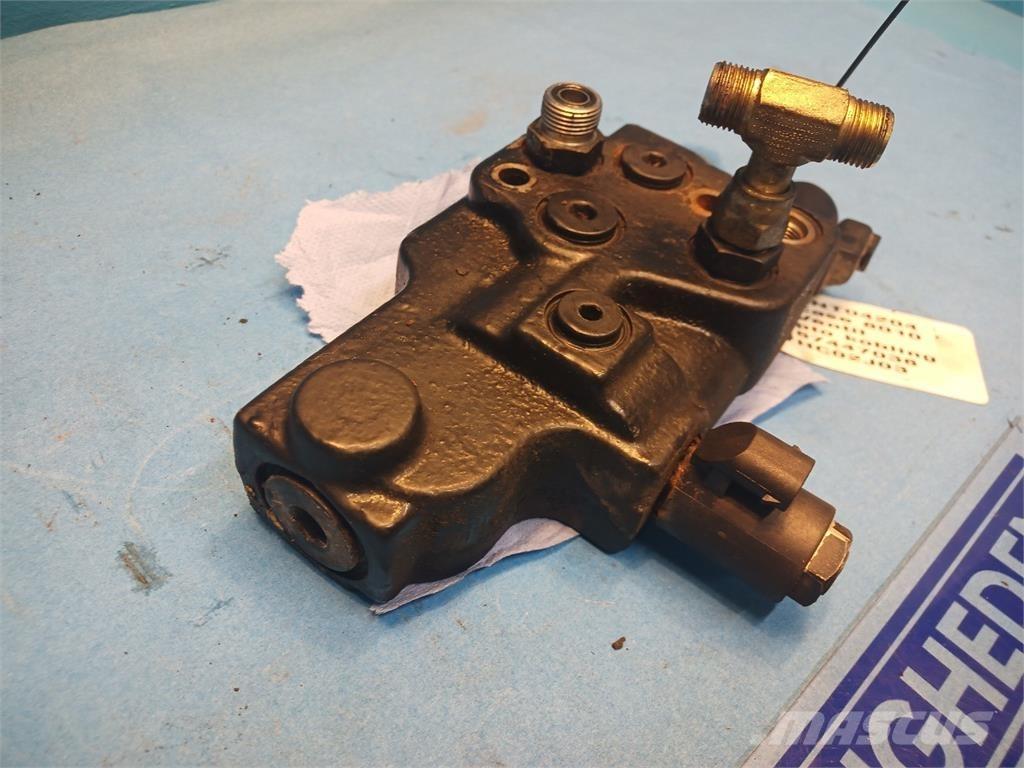 CASE 8010 Hydraulik