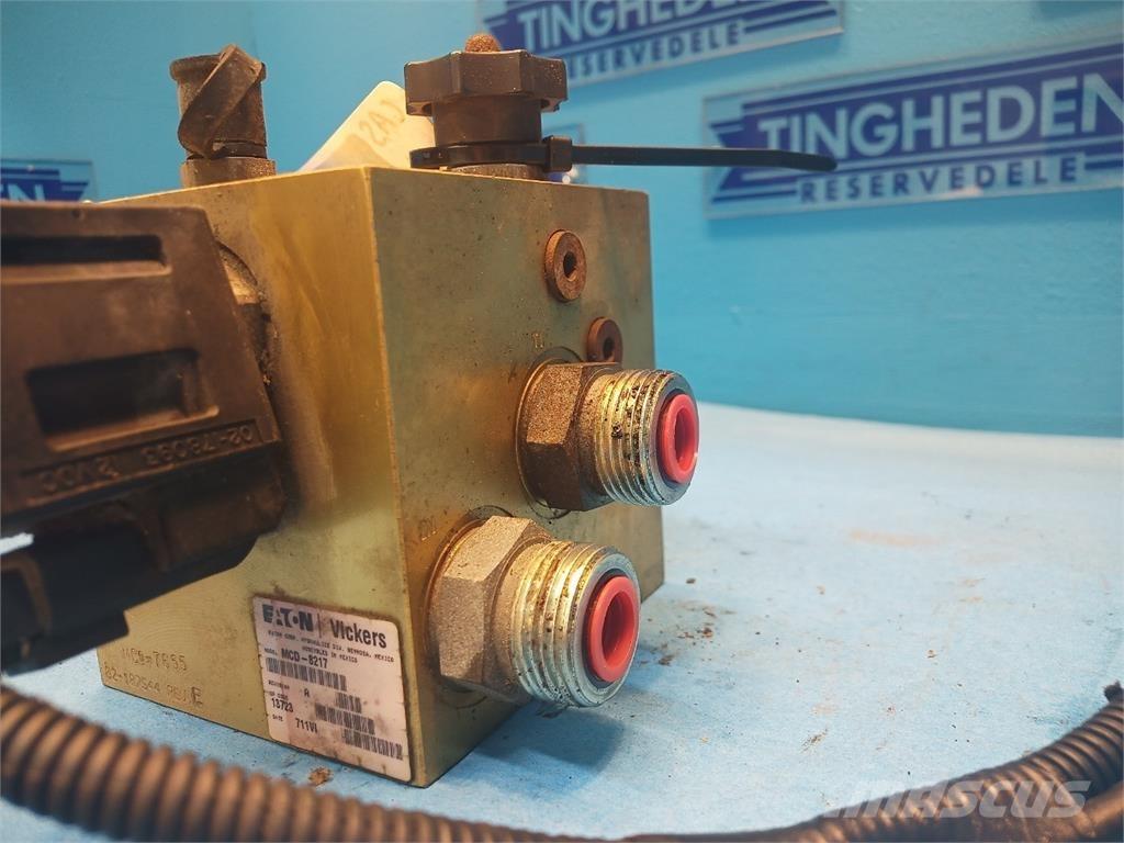 CASE 8010 Hydraulik