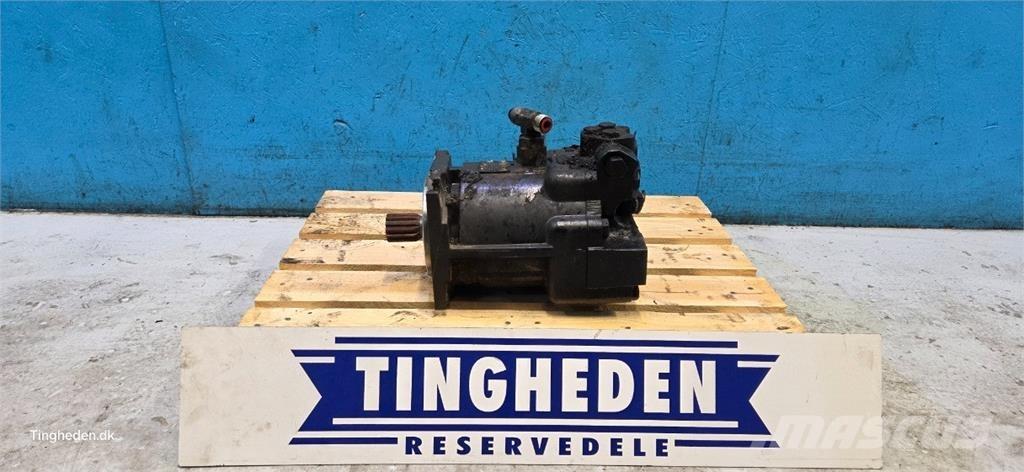 CASE 8010 Hydraulik
