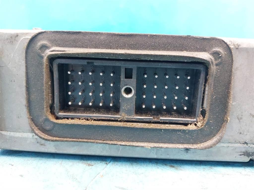 CASE 8010 AF Elektronik