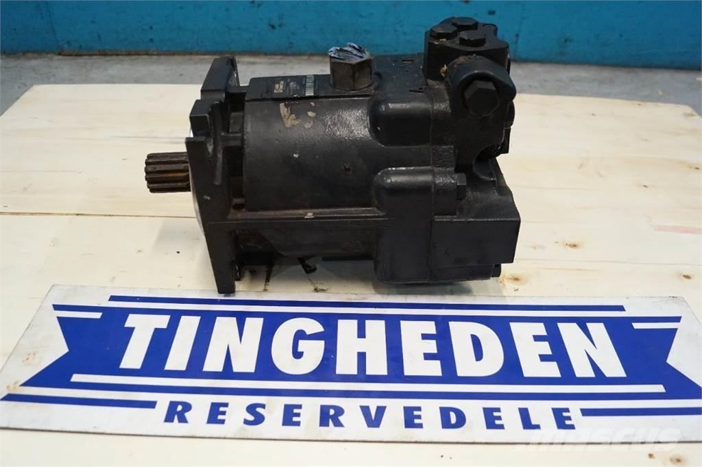 CASE 9010 Hydraulik