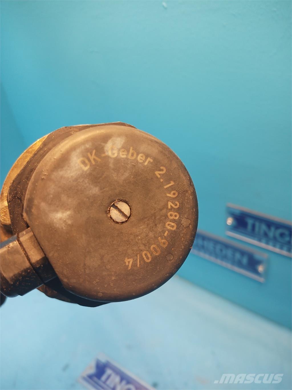 CASE CF80 Elektronik