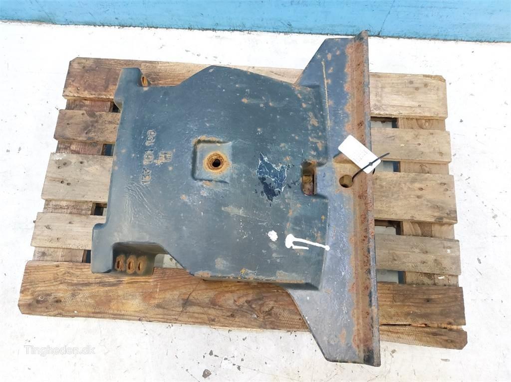 CASE CVX 120 Frontvægte