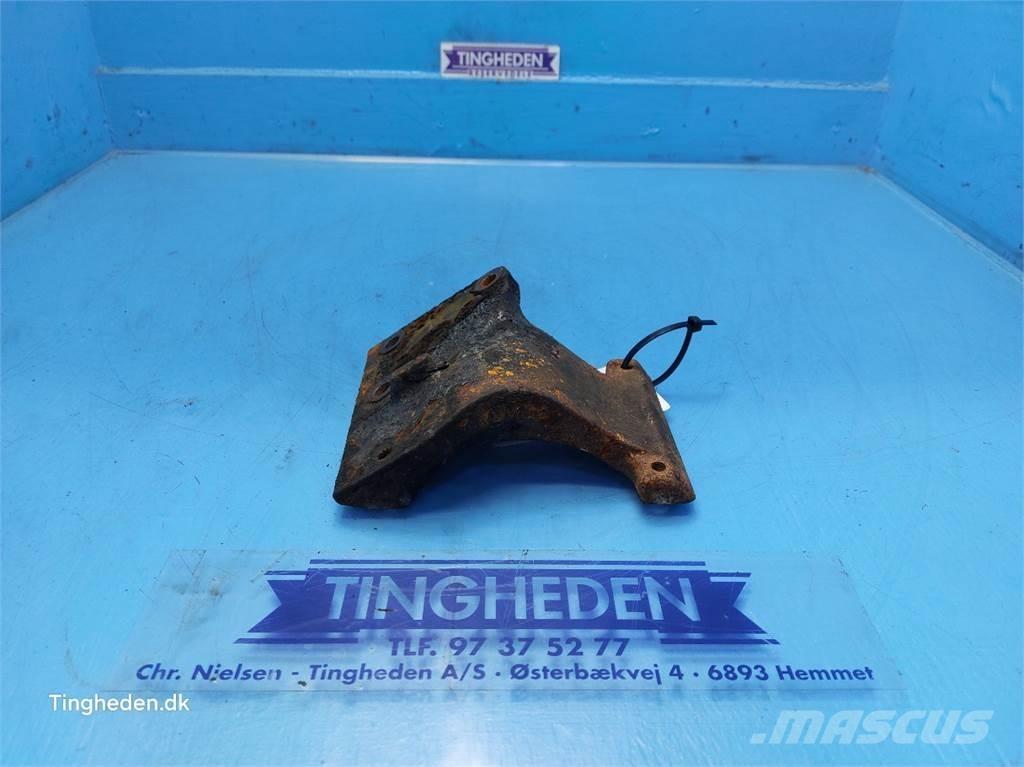 CASE Farmall 95A Motorer