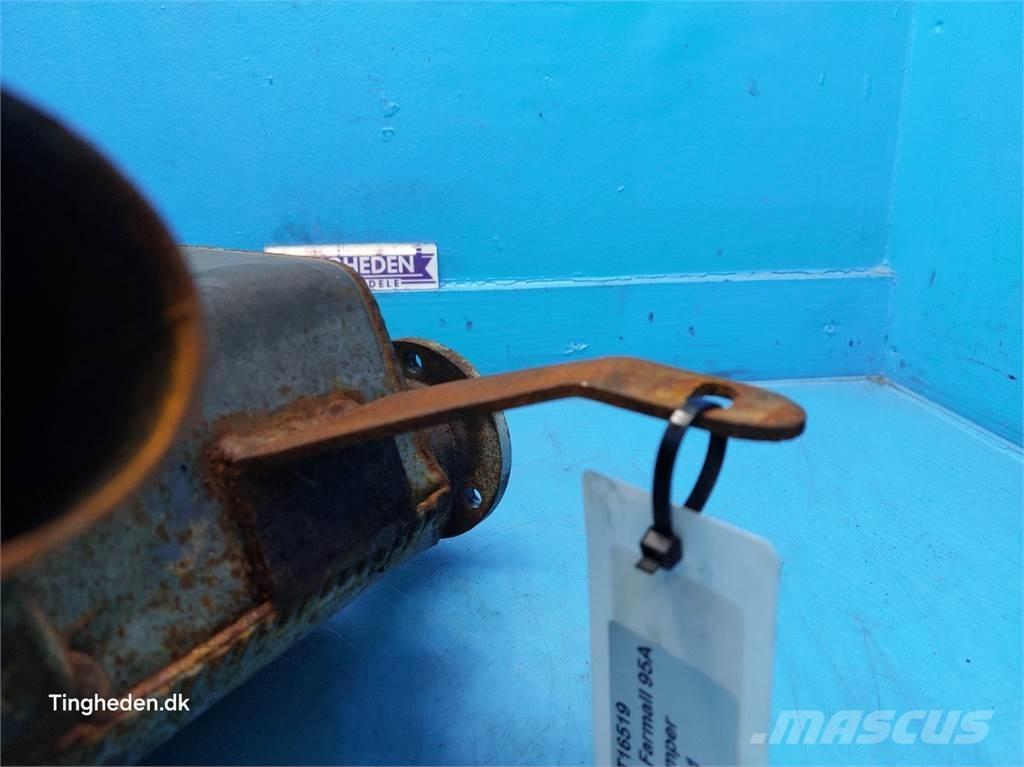 CASE Farmall 95A Motorer