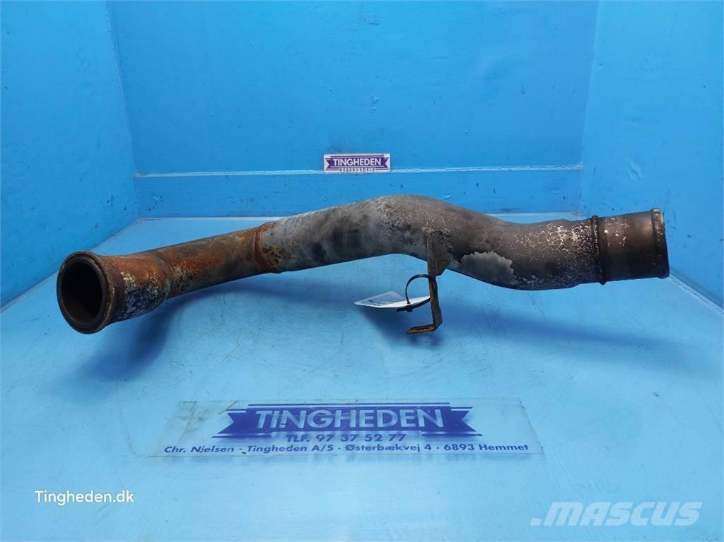 CASE Farmall 95A Motorer