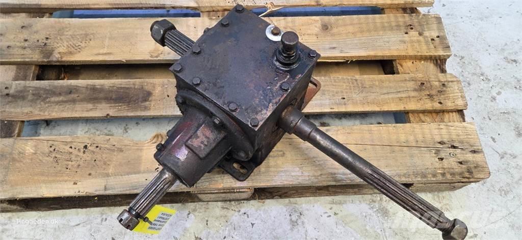 Case IH 1680 Gear