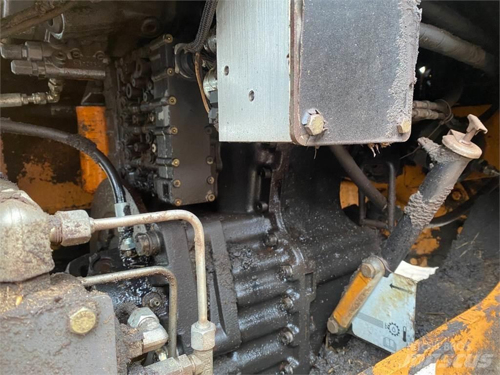 Case IH 621D Gear