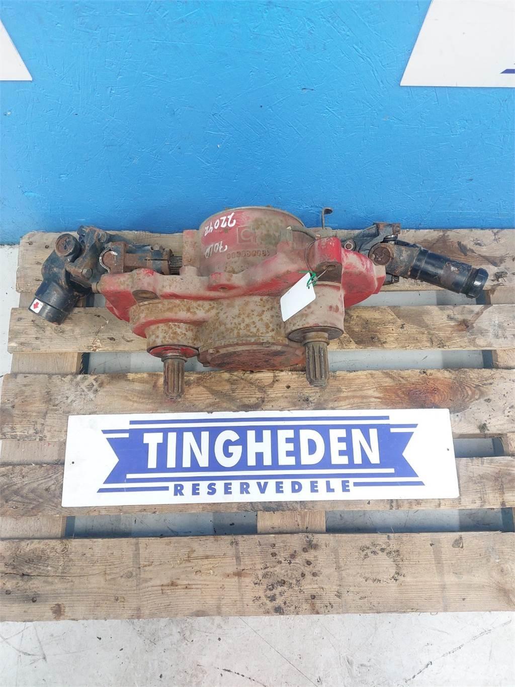 Case IH 7010 Gear