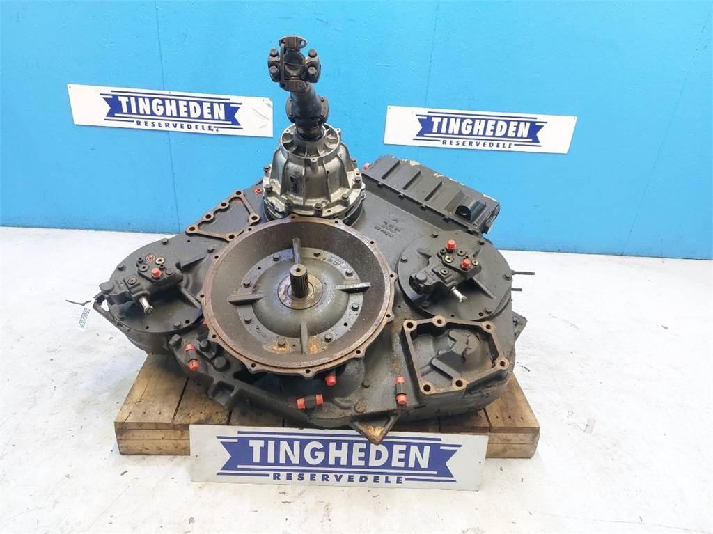 Case IH 7010 Gear