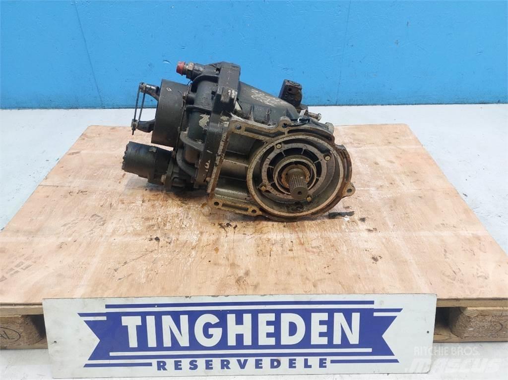 Case IH 7010 Gear