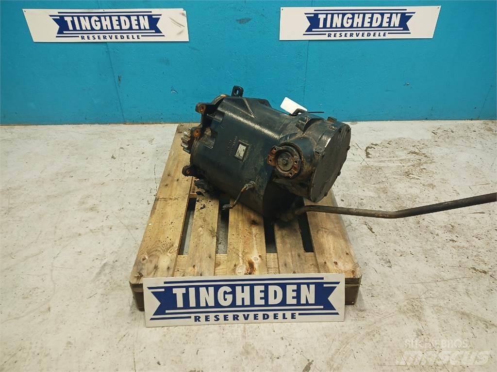 Case IH 8010 Gear