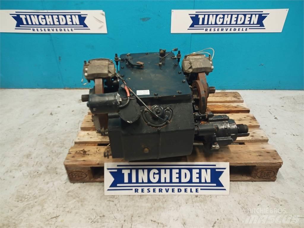 Case IH 8010 Gear