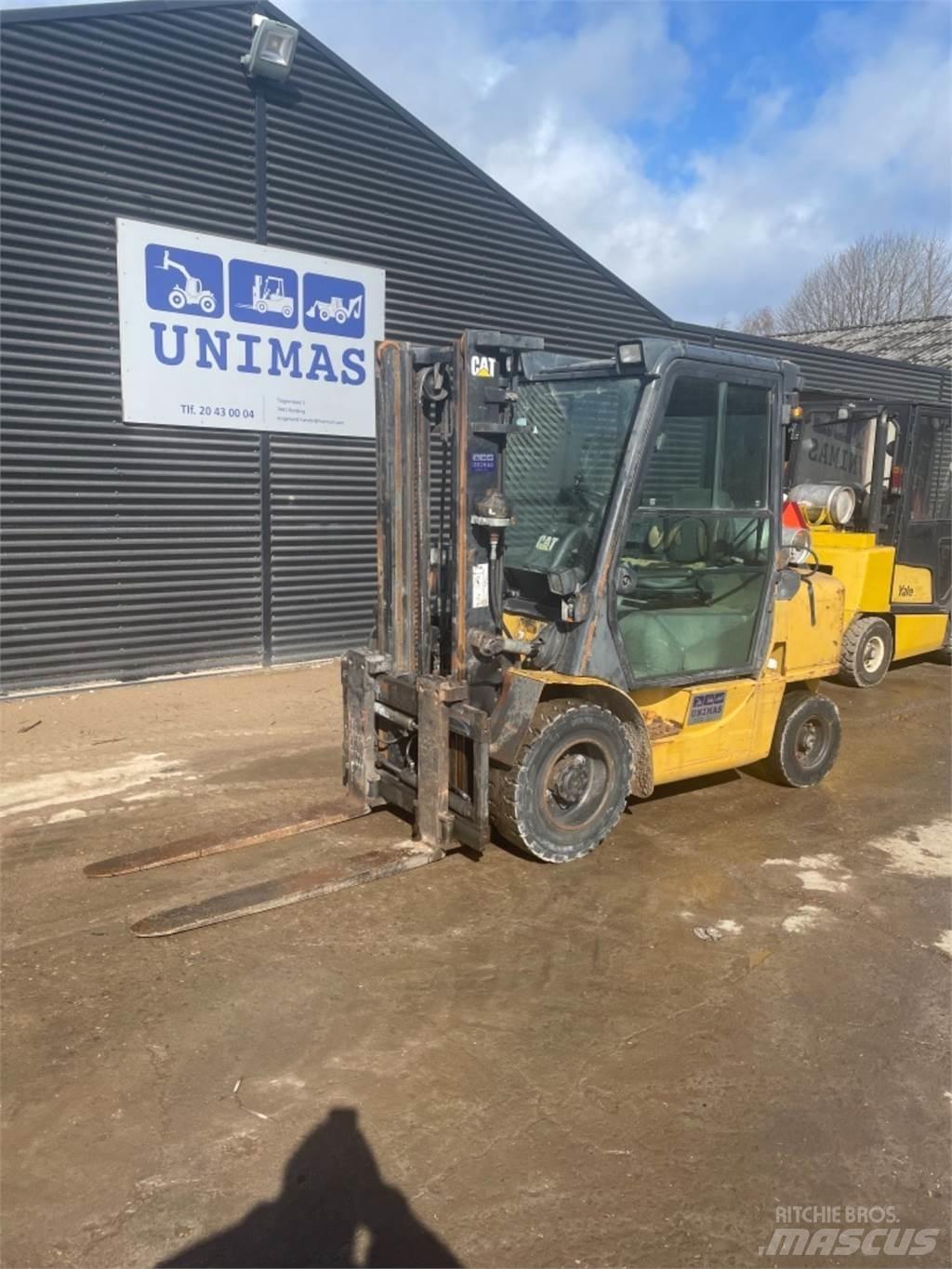 CAT GP30 LPG gaffeltrucks