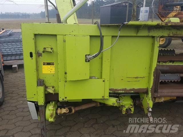 CLAAS 6218 8R Finsnittere