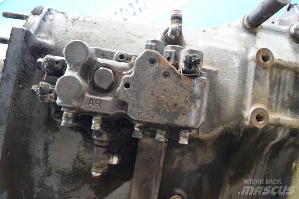 CLAAS Axion 840 Gear