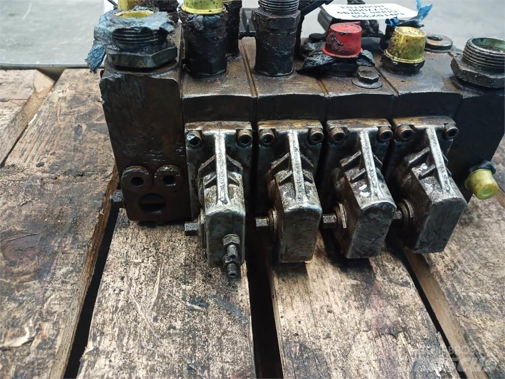 CLAAS Targo K70 Hydraulik