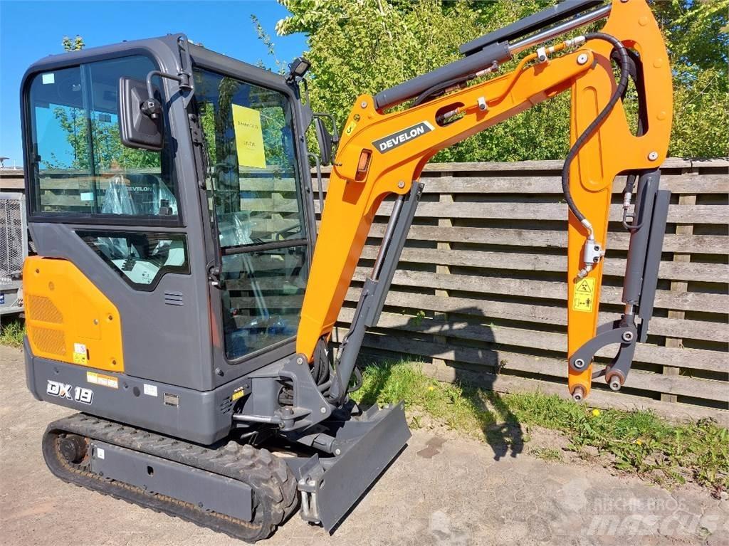 Develon DX19-7 Minigravemaskiner