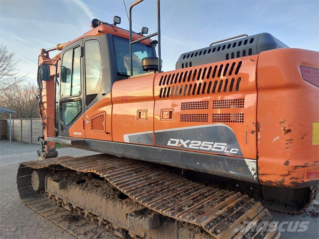 Doosan DX255LC-5 Gravemaskiner på larvebånd
