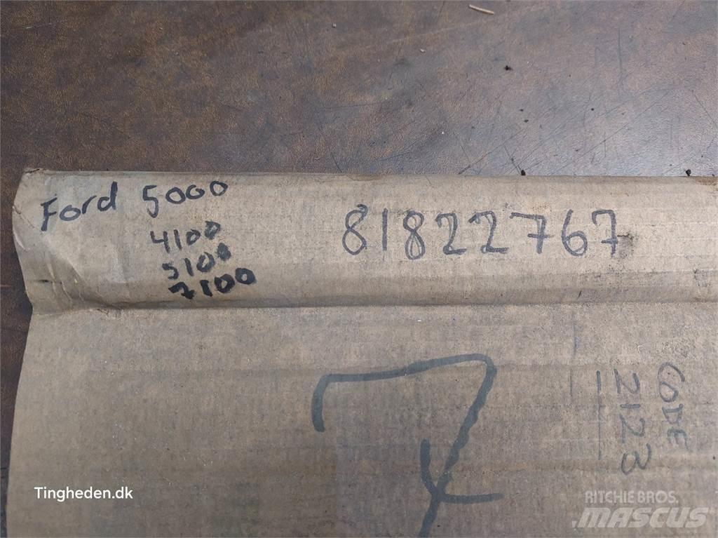 Ford 5000 Kabiner og interiør