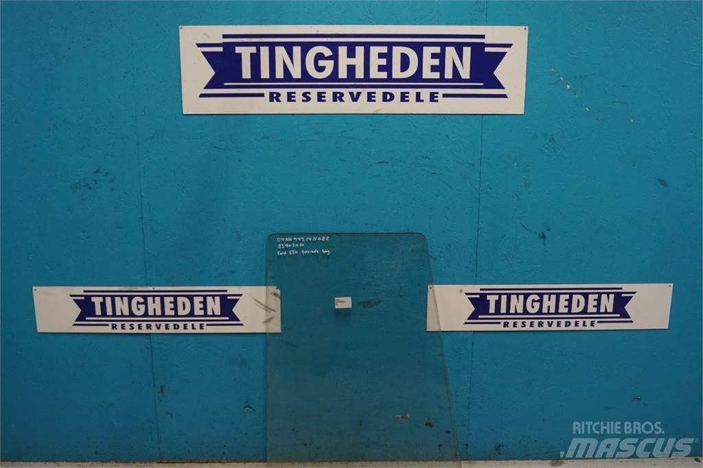 Ford 550 Kabiner og interiør