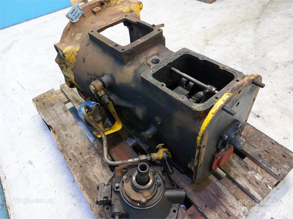 Ford 550 Gear