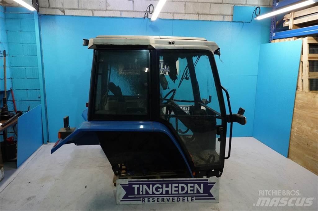 Ford 6640 Kabiner og interiør