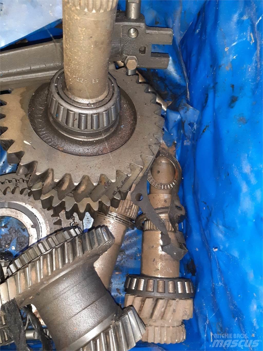 Ford 7710 Gear
