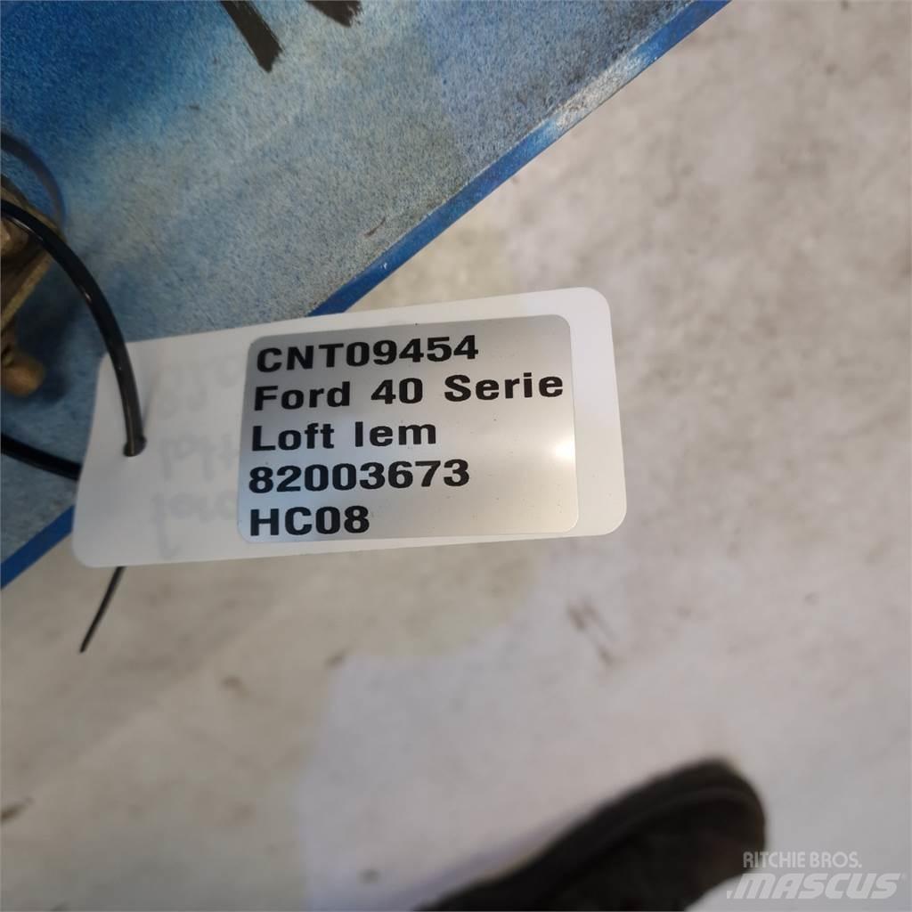 Ford 7740 Kabiner og interiør
