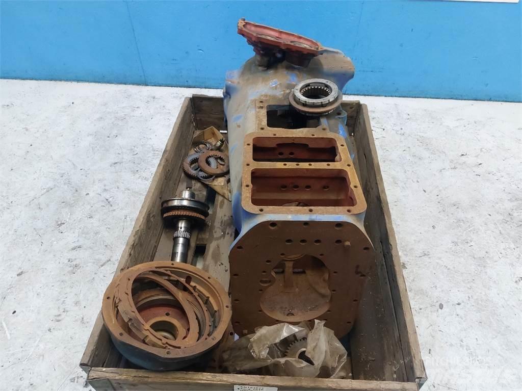 Ford 7810 Gear