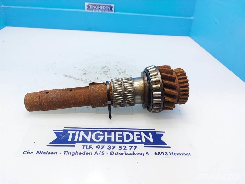 Ford 7810 Gear