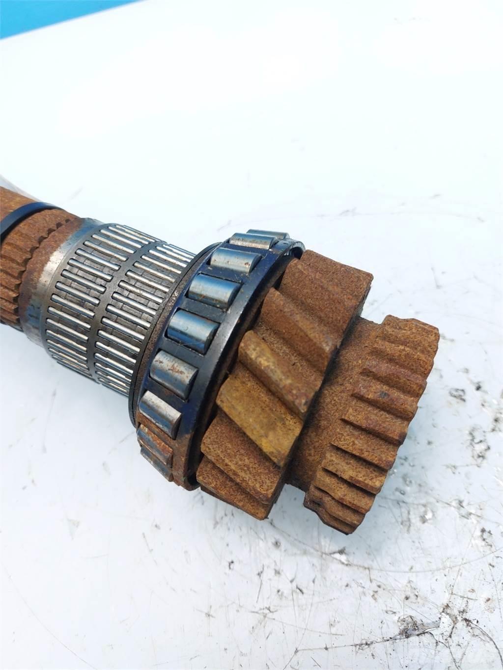 Ford 7810 Gear