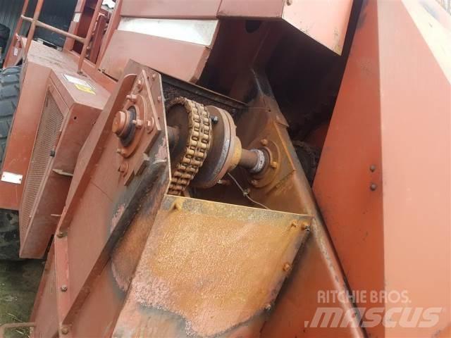 Hesston 4700 Pressere til firkantede baller