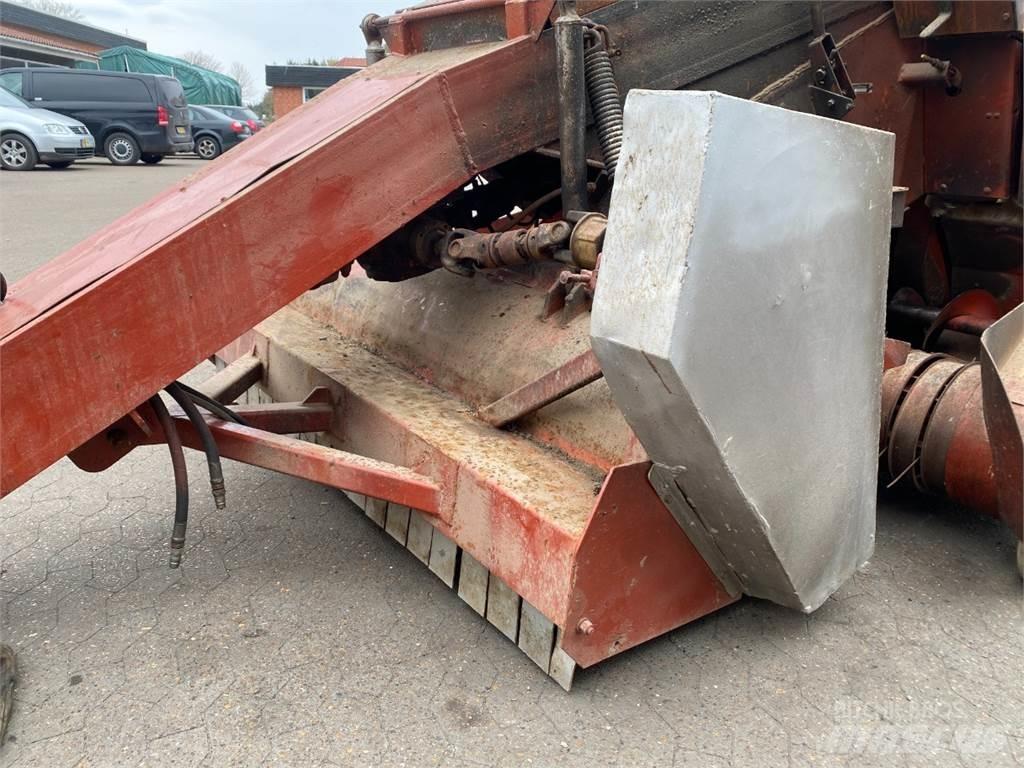 Hesston 4900 Pressere til firkantede baller