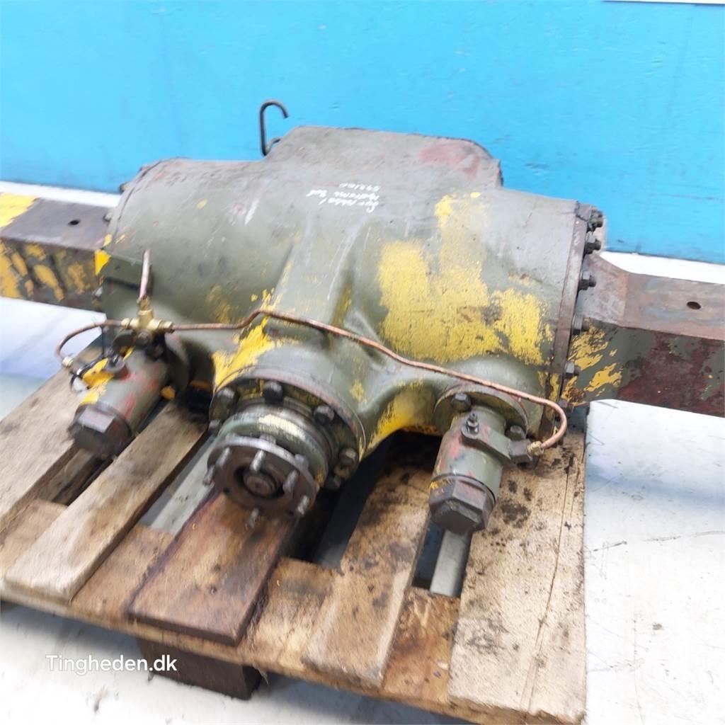 Hydrema 806 Aksler